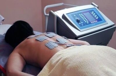 Torakalna osteohondroza se učinkovito zdravi z elektroforezo
